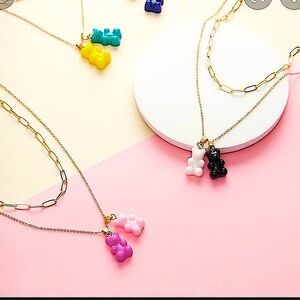 🆕🌿🖤BLK/WHT Half Gummy Bear Layered Necklace